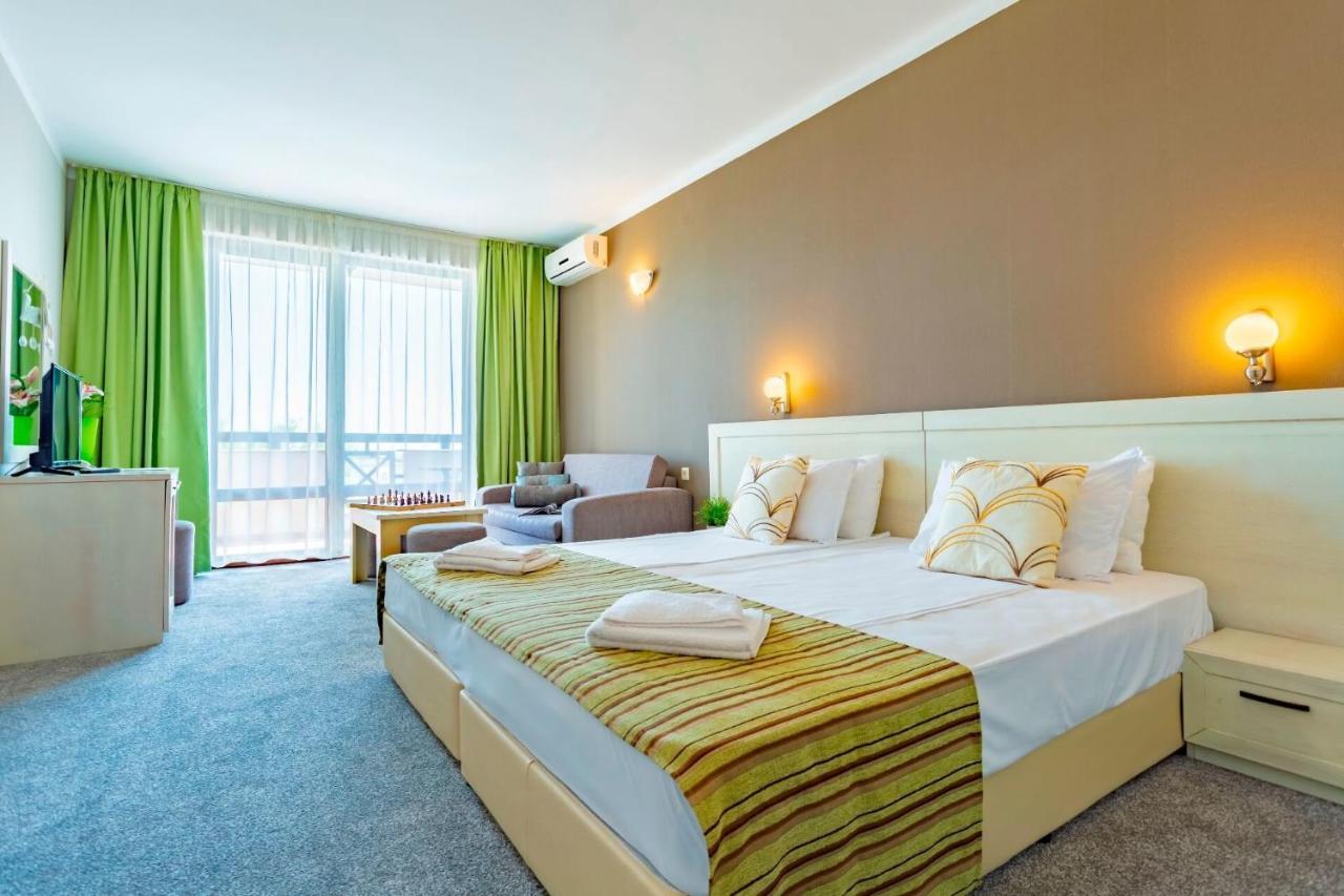 Oasis Del Mare Beach Front Hotel 로제넷츠 외부 사진