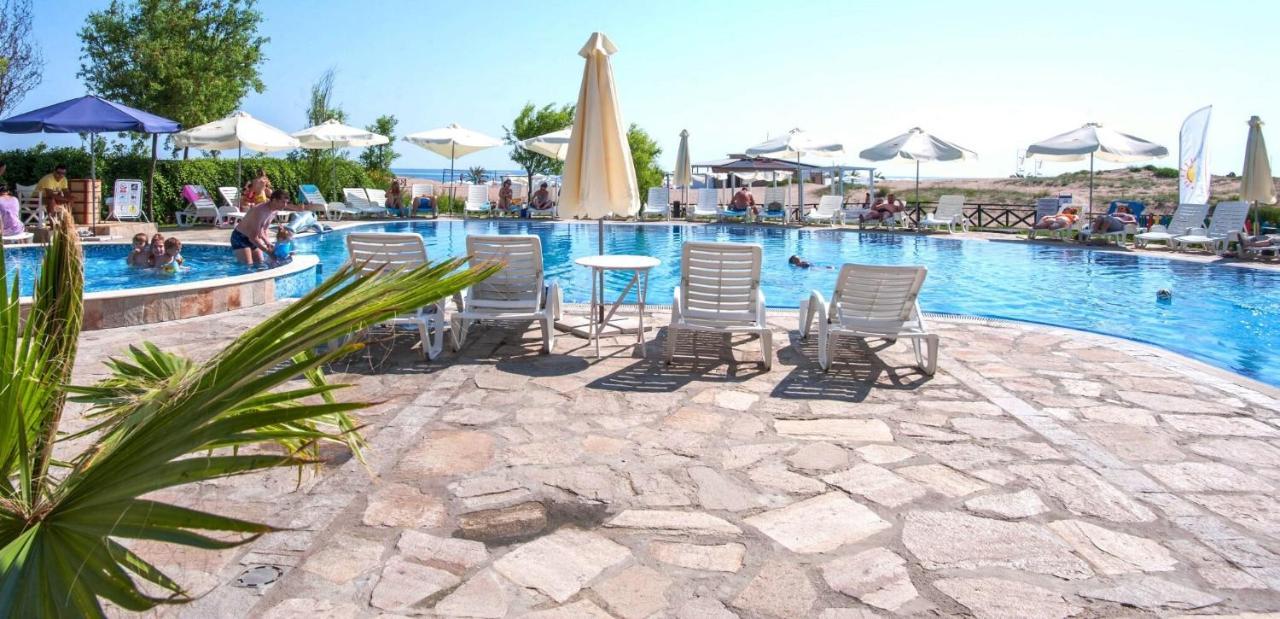 Oasis Del Mare Beach Front Hotel 로제넷츠 외부 사진